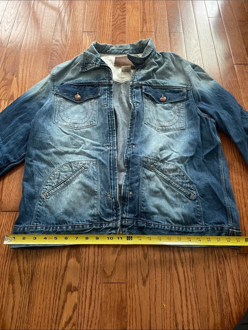True Religion Medium Wash Denim Trucker Jacket Men’s Sz XXXL